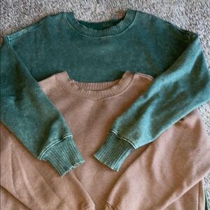 Green and Tan size medium oversized  fleece tunic pullovers by SO